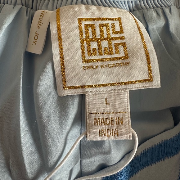 Women’s L NWT Emily McCarthy Sky Blue High Waist Scalloped Dressy Shorts - Picture 5 of 15